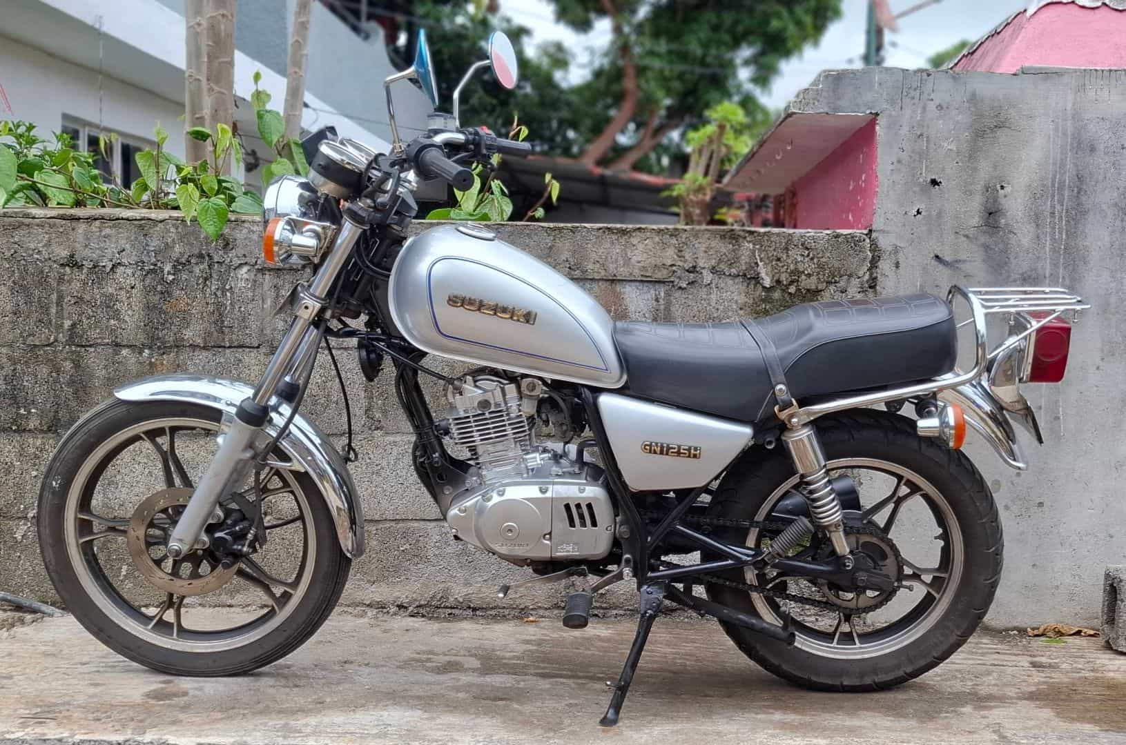 Suzuki GN125 motorcycle