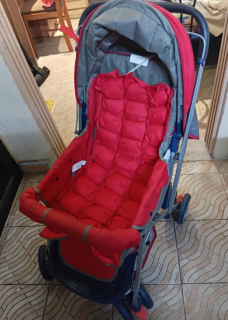 Baby Travel Bundle: Playpen, Stroller and Nest thumbnail 3