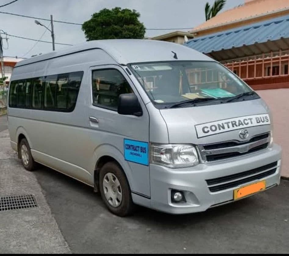 Toyota Hiace High Roof Contract Bus - Image 1 of 3