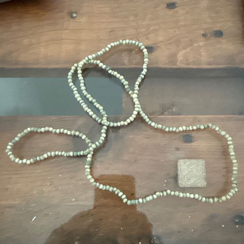 Long Green Beaded Necklace - Image 1 of 1