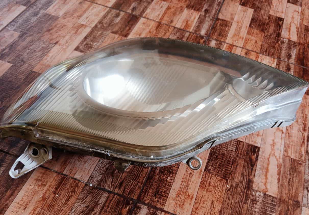 Toyota Corolla NZE121 Passenger Side Headlight