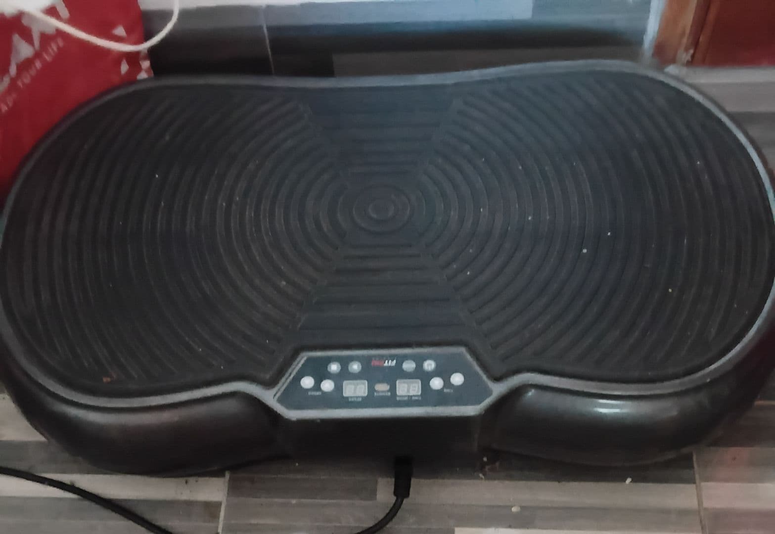 Fit Pro Fitness Vibration Plate - Image 1 of 2