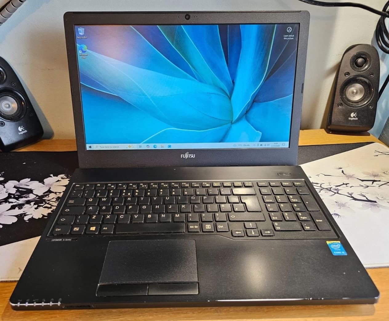 Fujitsu Lifebook A Series Laptop Intel Core i5 8GB RAM 256GB SSD - Image 1 of 4